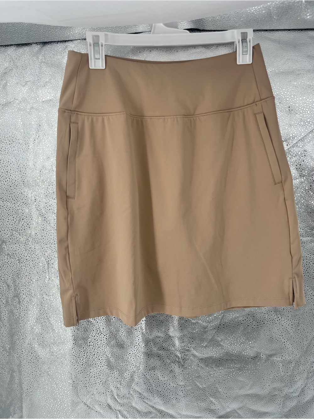 Gradual Women's Athletic Golf Tennis Skort Pockets and Built-in Shorts Size M